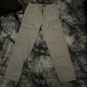 White kinda beige Abercrombie&Fitch cargo